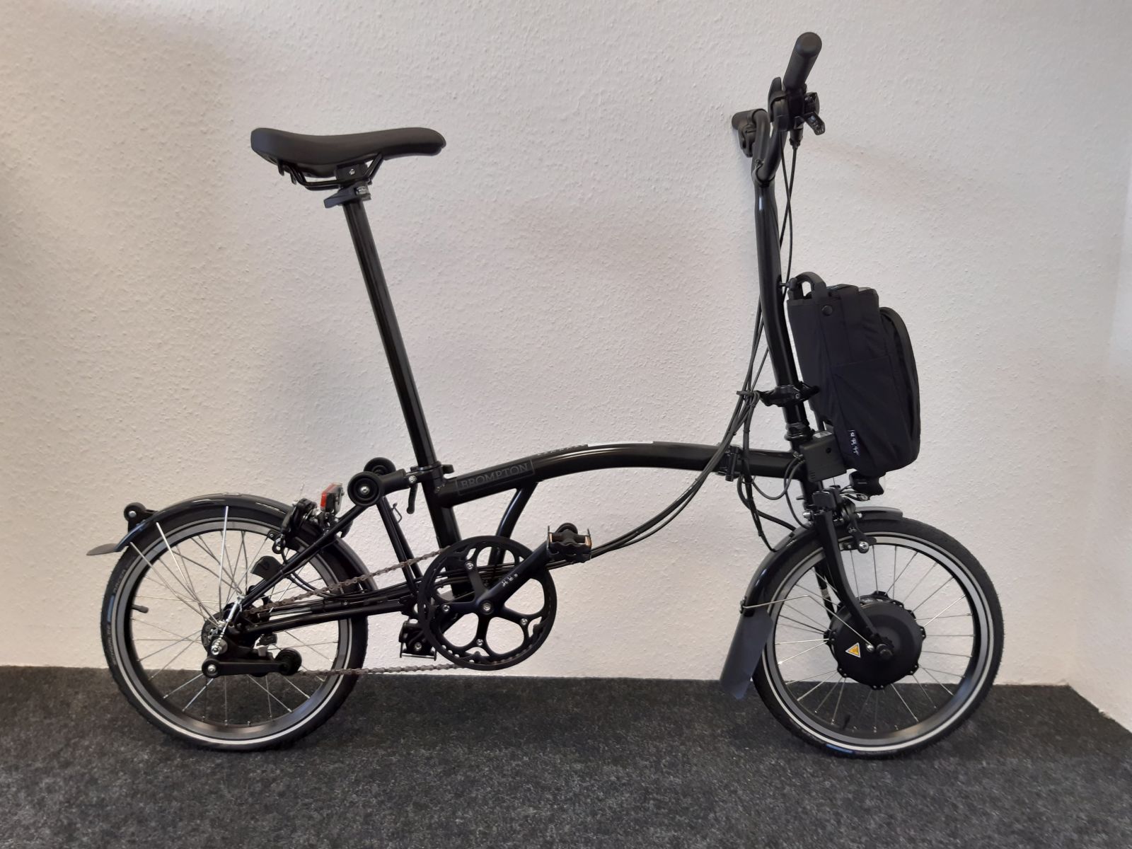 Electric Brompton C Line black