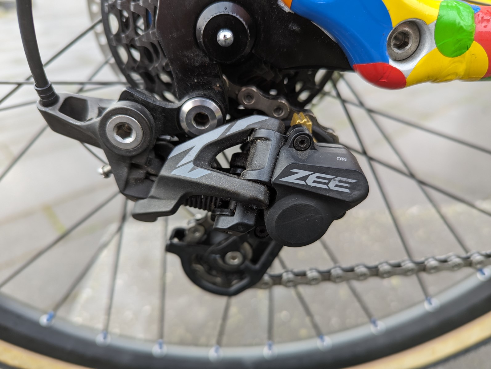 Bullitt Sonderedition Dotty McDotface