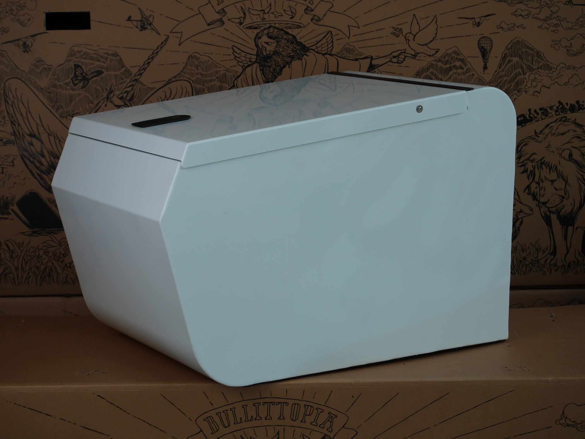 Classic Box M | weiß mit Klappschloss - gebraucht | (Angebots-Nr. 12239) – Bild 2